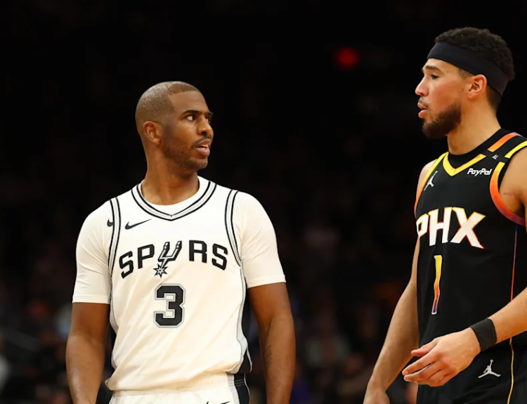 Девин Букер поддерживал идею возвращения Криса Пола в «Финикс»