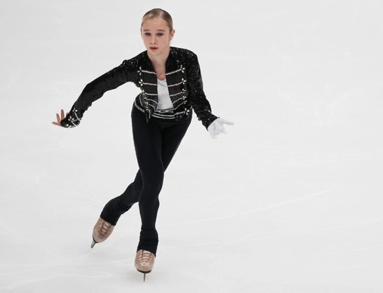 Босс фигурного катания прокомментировал скандальный переход ученицы Плющенко: верит в ее возвращение, но факты вызывают вопросы