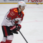 Один из самых дорогих игроков КХЛ Владимир Ткачев перешел в «Металлург»